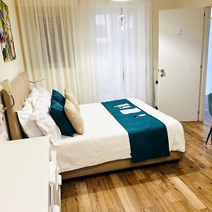 Camera con letto king size